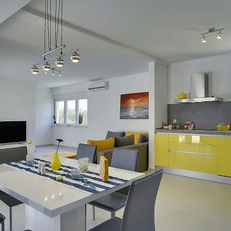 Vita Villa *
